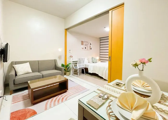 Holiday home Cozy Bgc Near Uptown Mall & Hyatt #ournw24l Manila