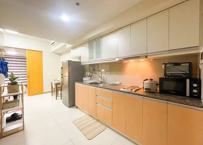 Holiday home Cozy Bgc Near Uptown Mall & Hyatt #ournw24l *